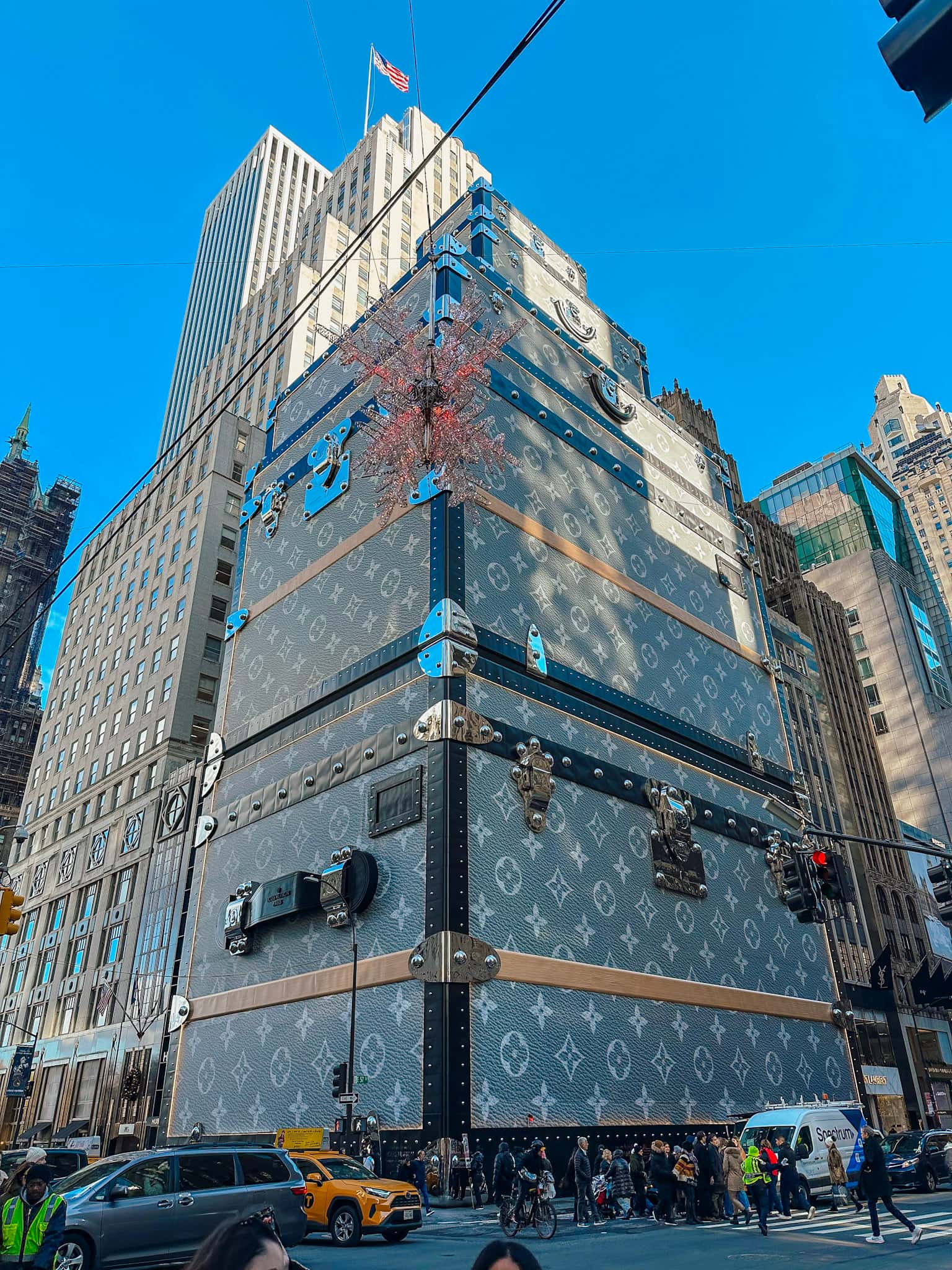 Louis Vuitton 5th ave NYC