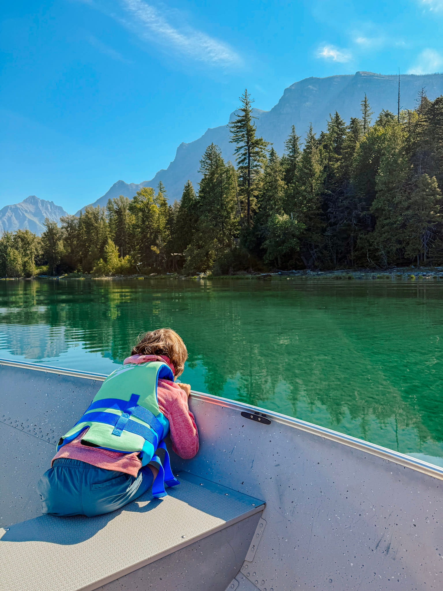 boat ride on lake mcdonald