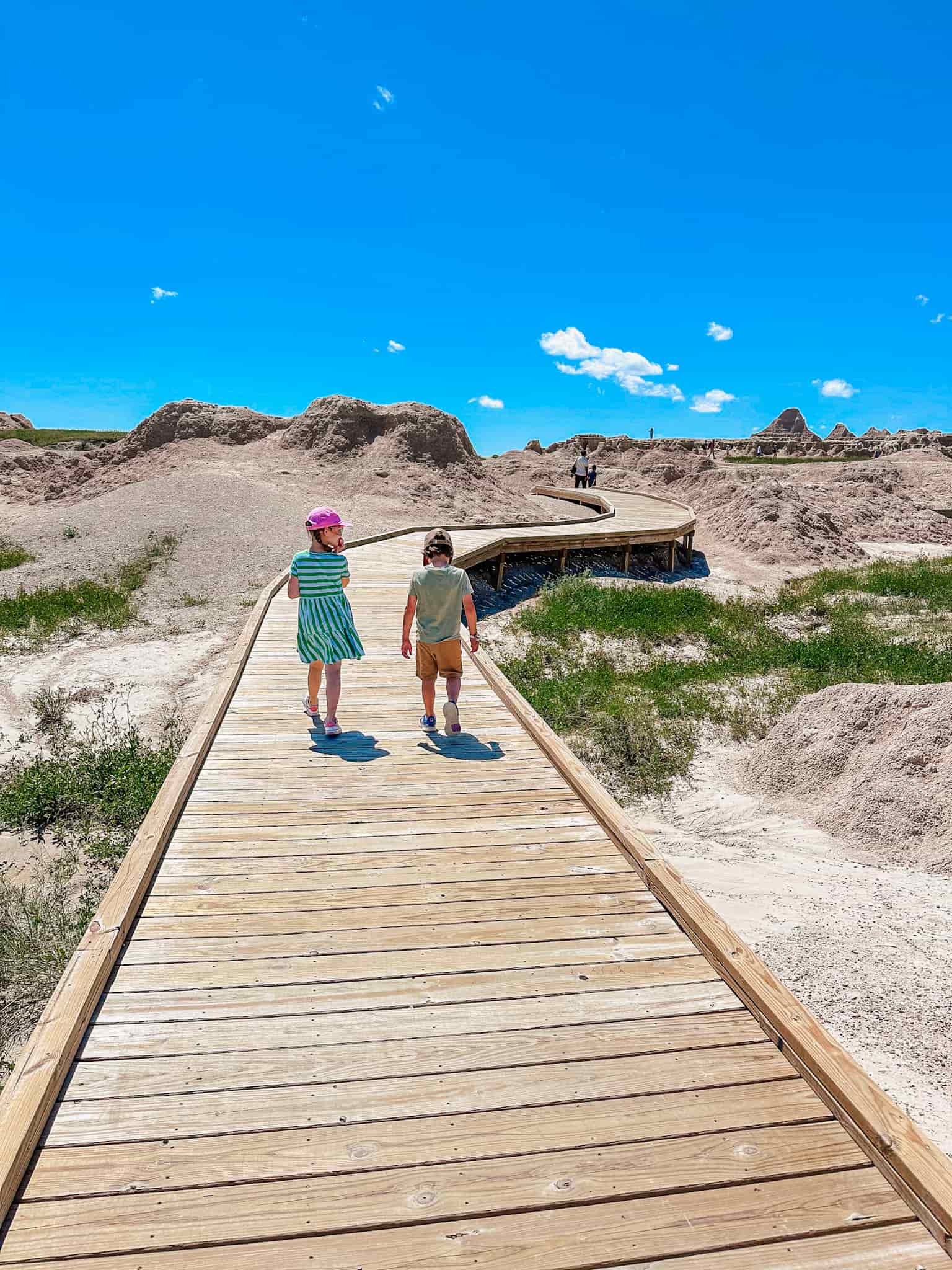 exploring badlands national park with kids