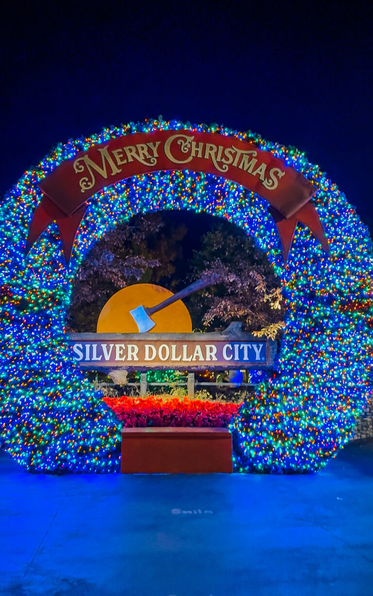 The Complete Guide to Silver Dollar City at Christmas: Everything You Need to Know for an Unforgettable Holiday Visit