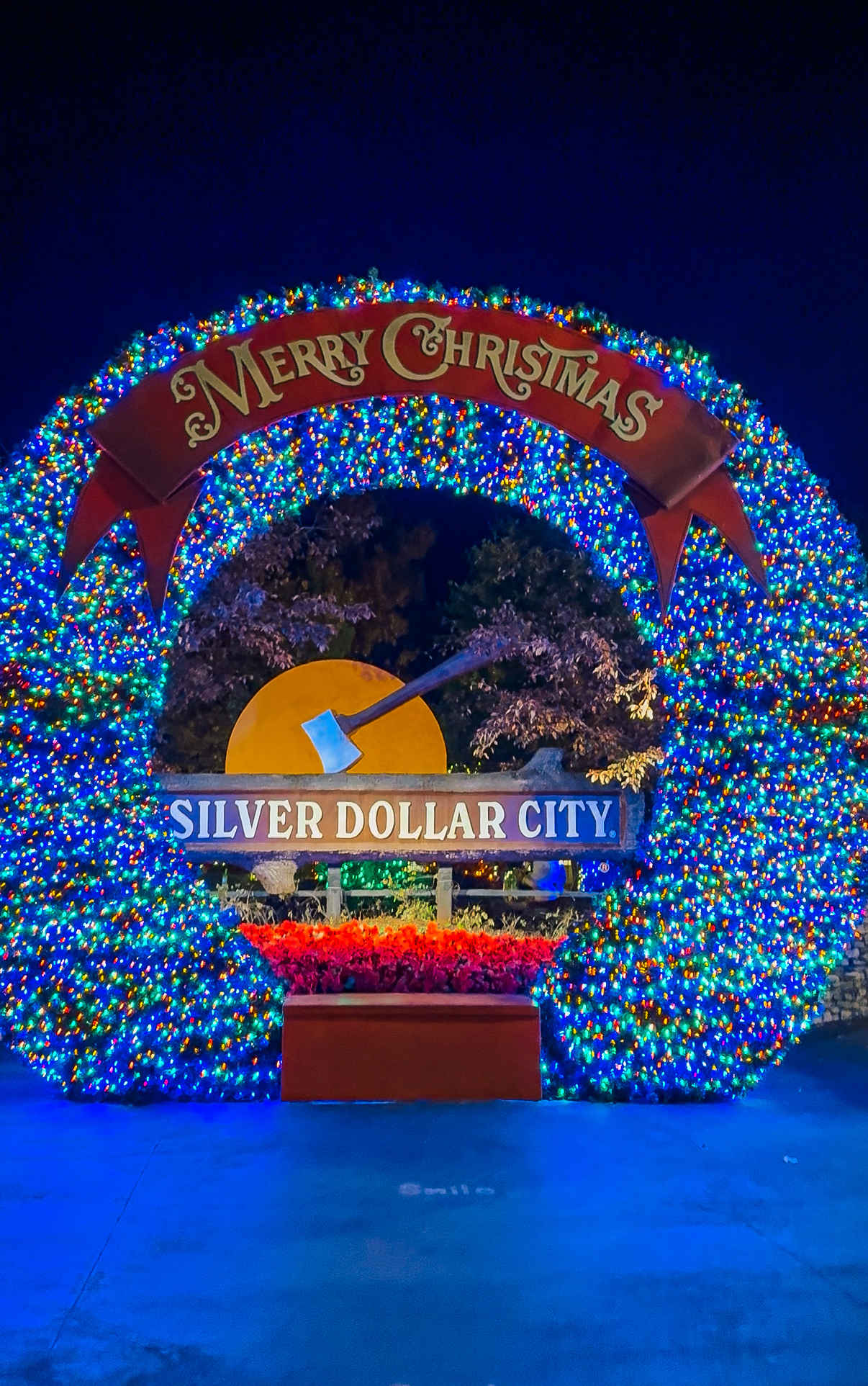 The Complete Guide to Silver Dollar City at Christmas: Everything You Need to Know for an Unforgettable Holiday Visit