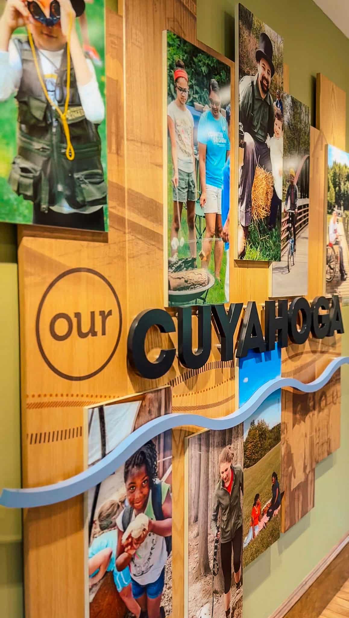 display at cuyahoga valley national park visitors center 