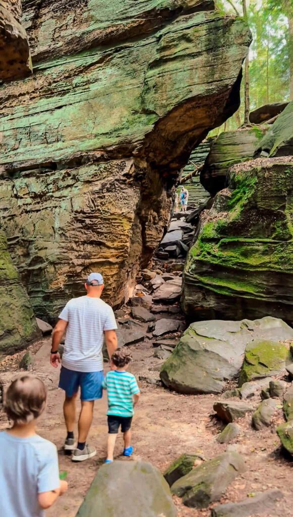 ledges trail at cuyahoga valley national park