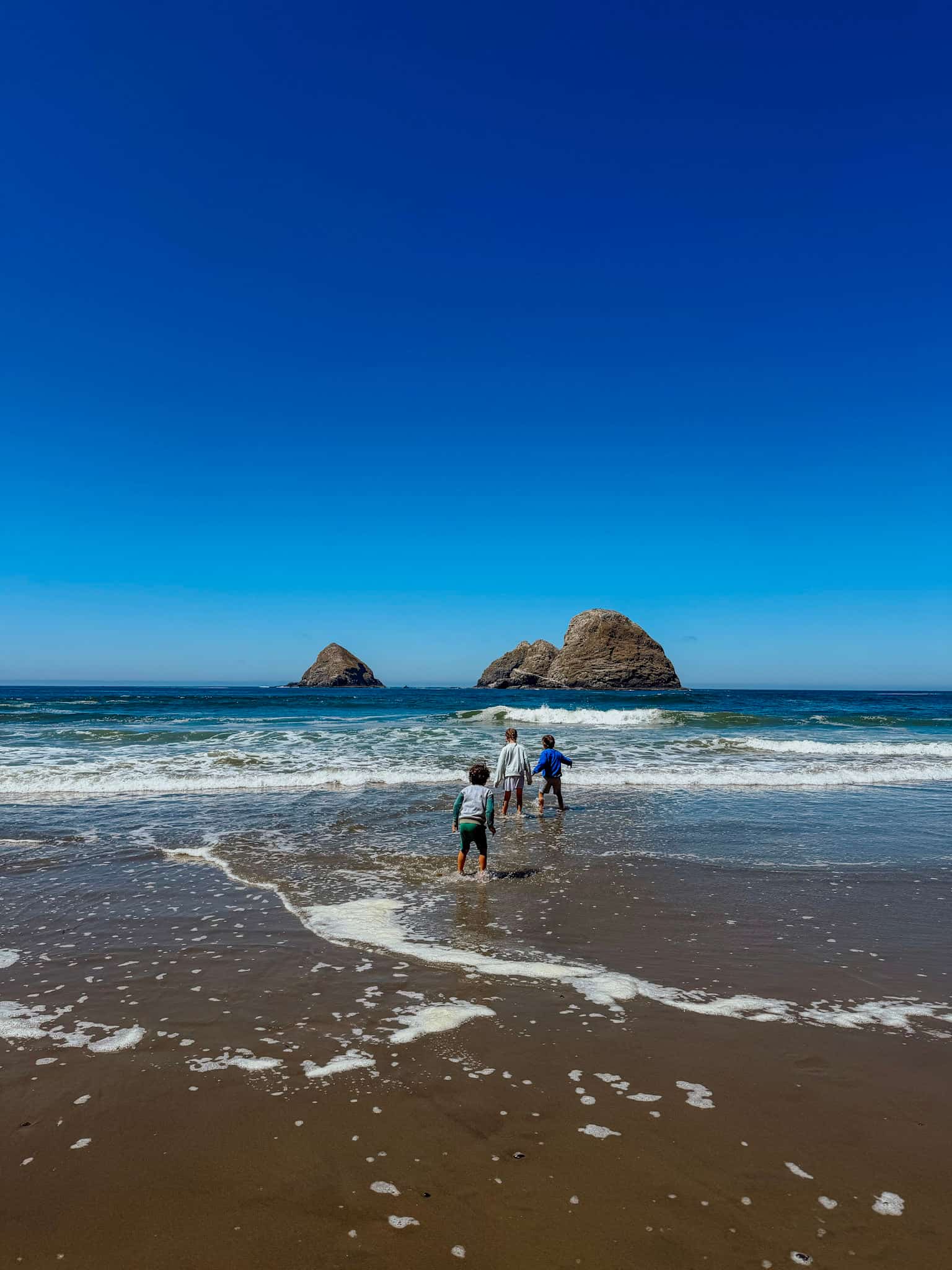 tunnel beach oregon coast